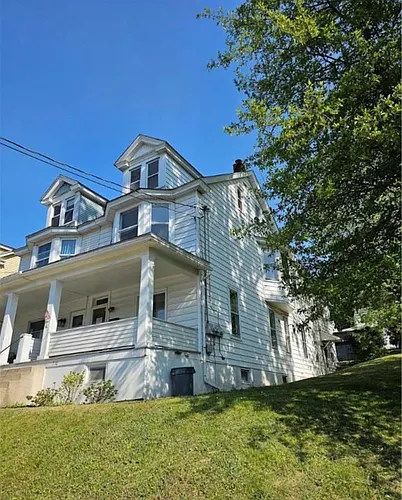 710 E Broad St #2 Photo 1
