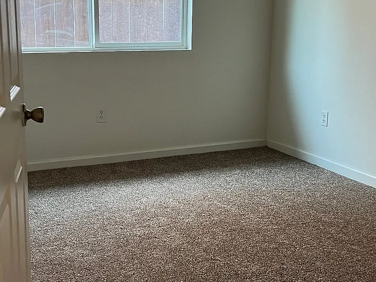 463 Tucolay Ct — Photo 7