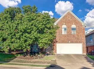 9949 Delamere Dr, Fort Worth, TX 76244