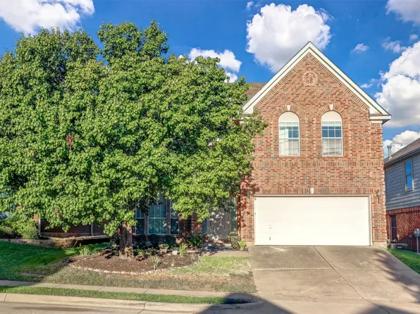 9949 Delamere Dr, Fort Worth, TX 76244