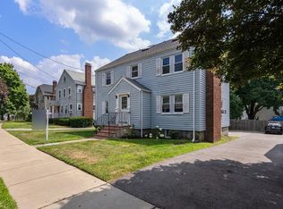 11-11 Cross St #13, Belmont, MA 02478