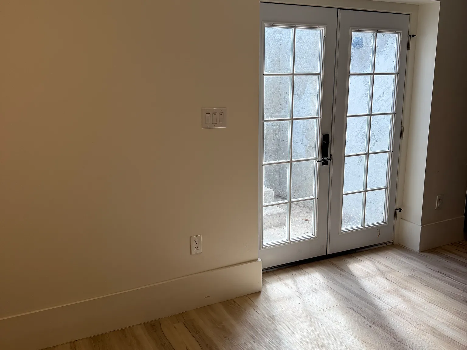 1 bed, 800 sqft, $1,200 — Photo 4