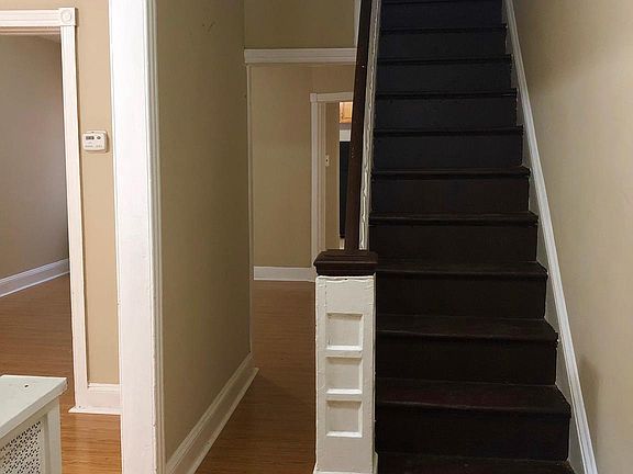 2nd image of 1243 E Chelten Ave