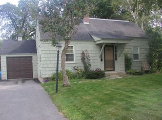 547 Main St, Wayne, ME 04284