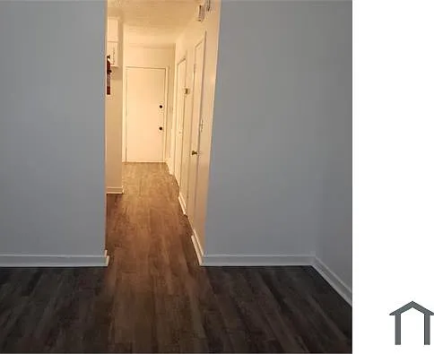 1023 Elmwood St #B — Photo 4