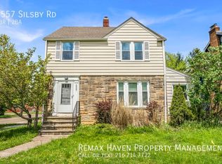3557 Silsby Rd, University Heights, OH 44118