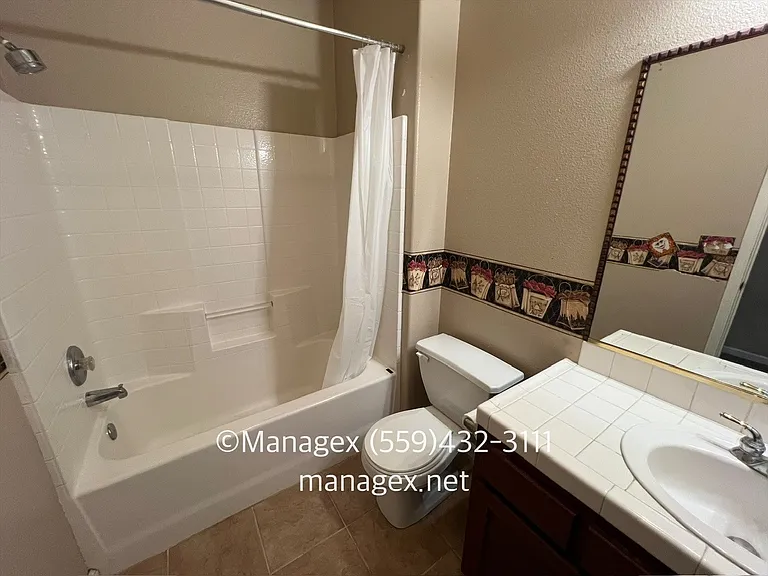 2360 E La Quinta Dr — Photo 10