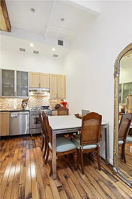 Sold by Douglas Elliman | media 41