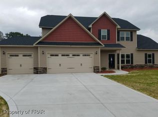 191 High Leaf Dr, Raeford, NC 28376