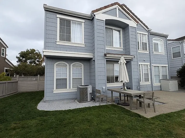 246 Biarritz Ct — Photo 12