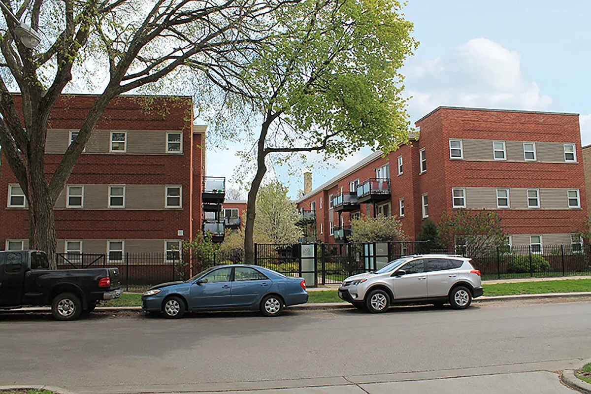 6435-43 N. Damen Ave. — Photo 1