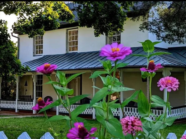 12193 Arnold Ln, Purcellville, VA 20132