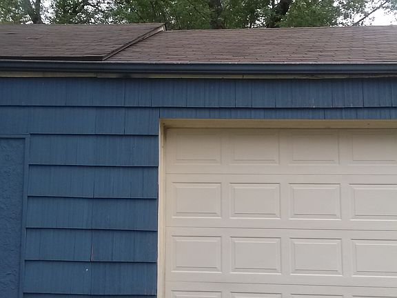 4th image of 301 W Marcia Ave