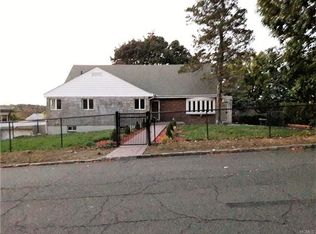 7 Patricia Pl, Yonkers, NY 10704