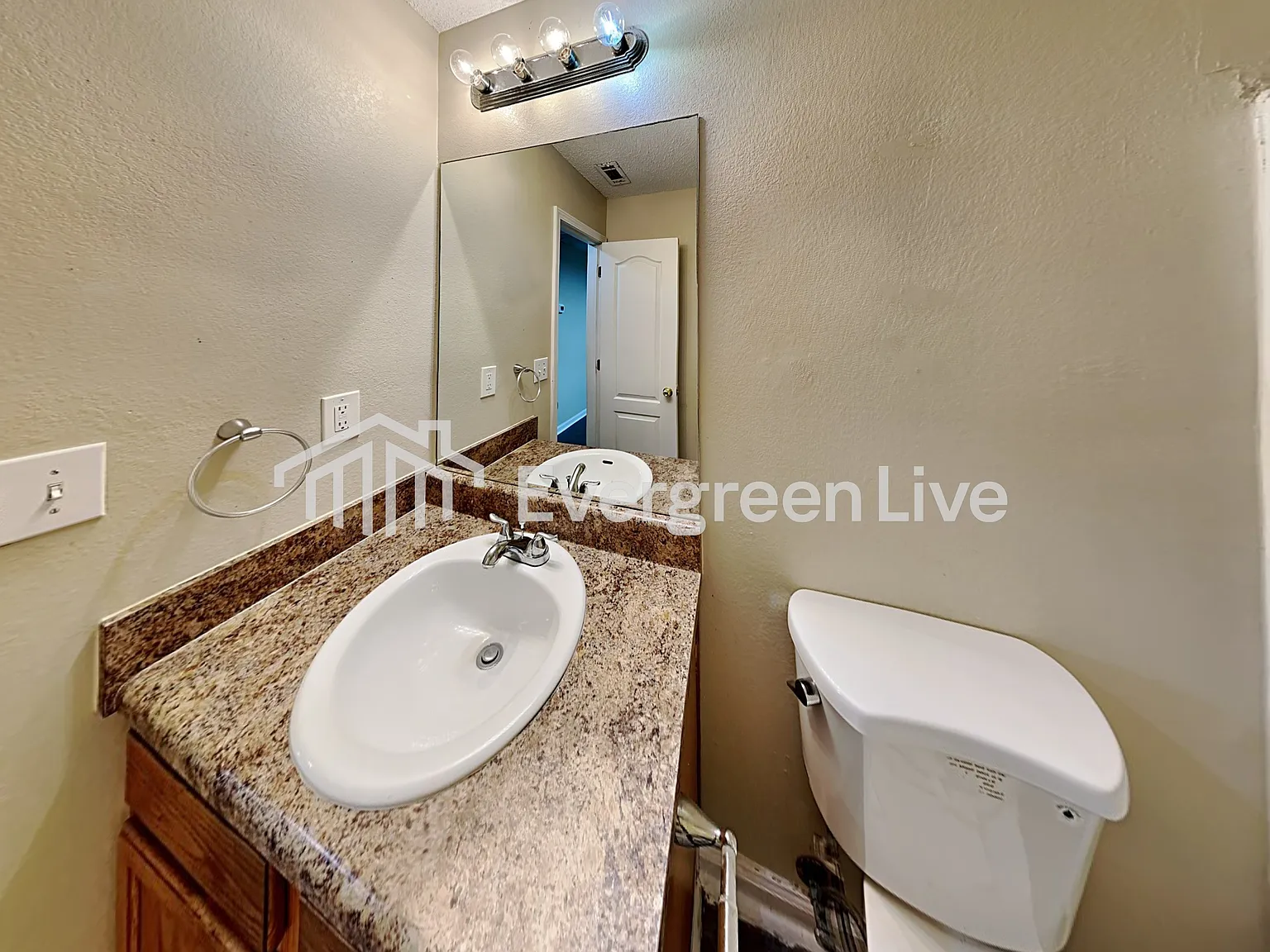 3 bed, 2.0 bath, 1224 sqft, $1,645 — Photo 4