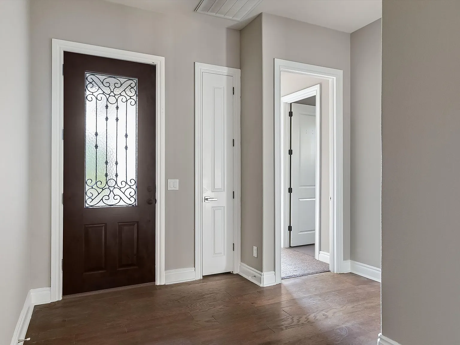 6711 Abarth Lane, San Antonio, TX 78257 — Photo 2