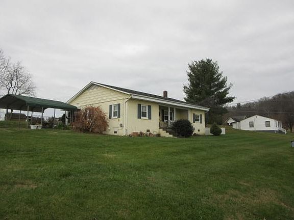 3rd image of 199 Rosewood Cir