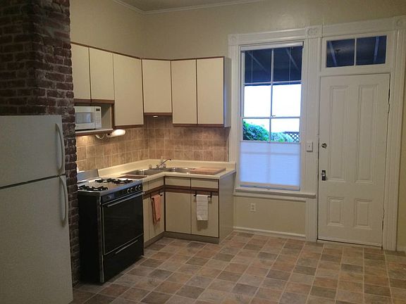 3rd image of 1604 Grove St