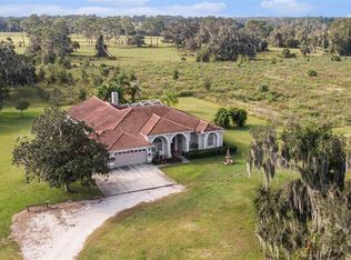 331 Lewis Rd, Lithia, FL 33547
