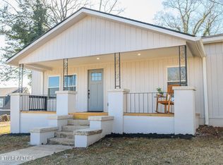 805 Sapphire Rd, Knoxville, TN 37919