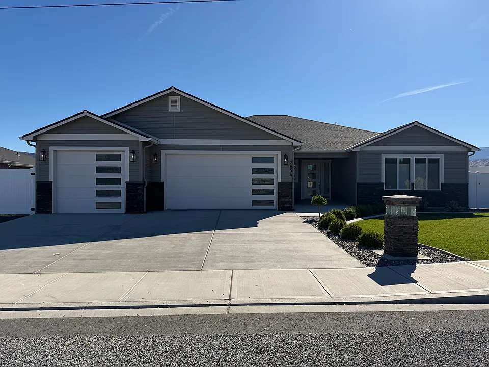 2654 6th St SE