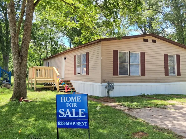 54 Deerwood Park, Centralia, IL 62801