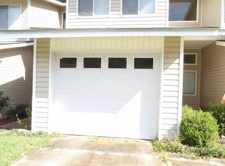 304 Candlebrook Dr, Enterprise, AL 36330