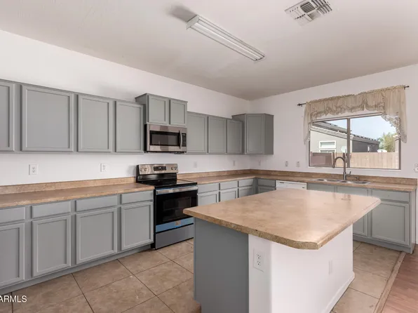 42796 W WILD HORSE Trail, Maricopa, AZ 85138