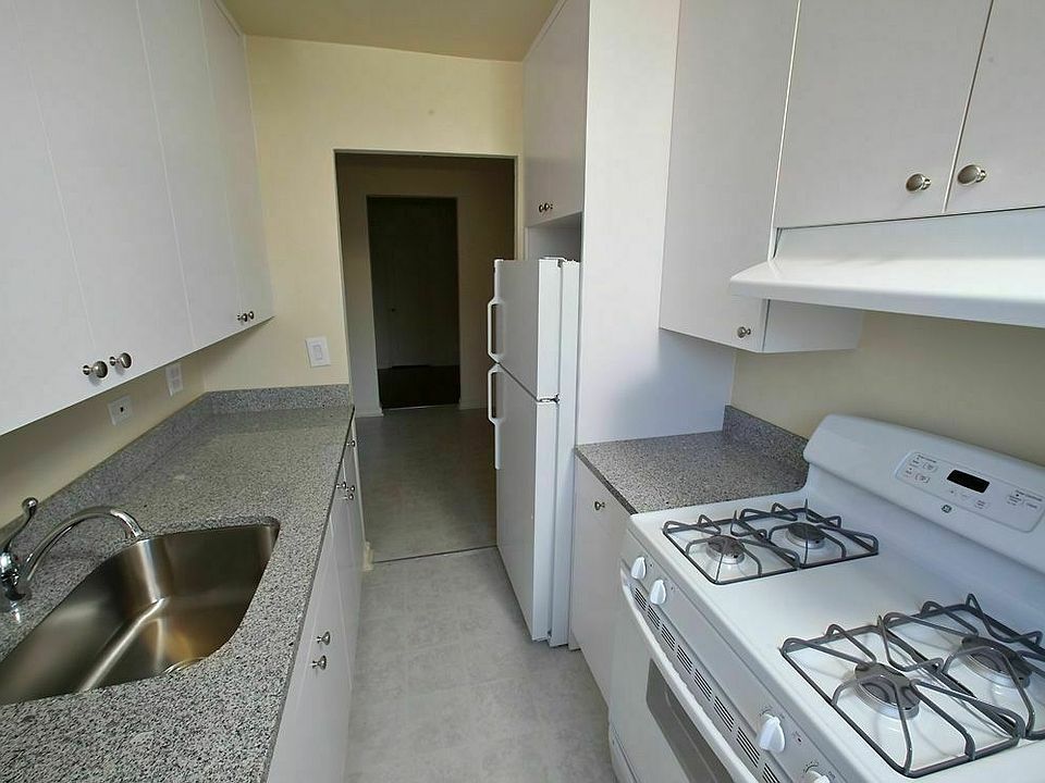 1st image of 4830 40th St APT 4M