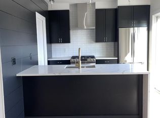 275 Webster St #PENTHOUSE, Boston, MA 02128