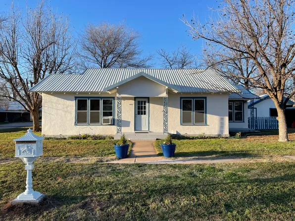 410 W Reiman St, Seymour, TX 76380