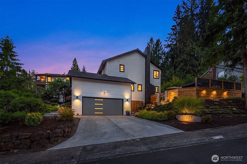 3rd image of 17227 SE 40th Place