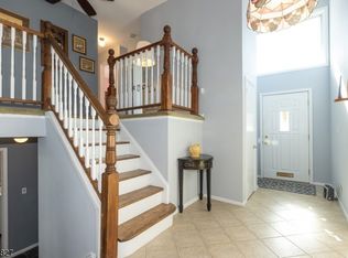 14 Vincent Pl, Verona, NJ 07044