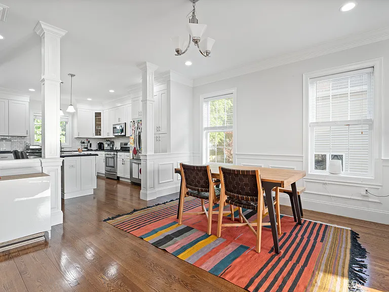 12 Cedar St #2 — Photo 3