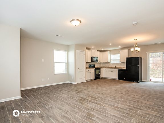 5th image of 948 Joselynn Dr