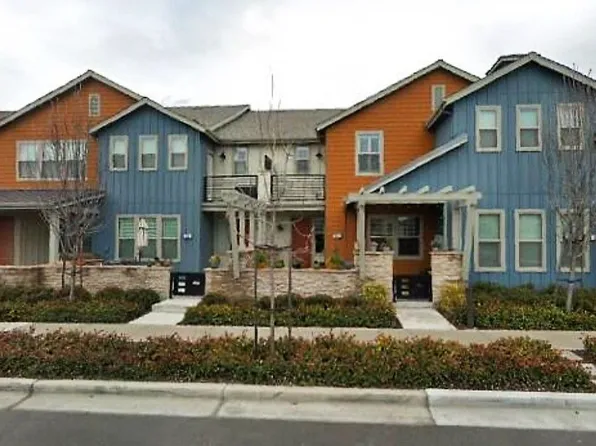 534 Sandalwood Dr, Livermore, CA 94551