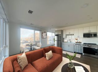 40 Sprague St #1-312, Hyde Park, MA 02136