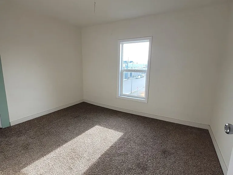 435 Ash St — Photo 21
