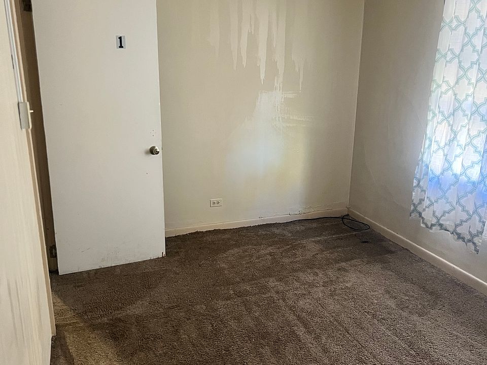 1st image of 1526 N Austin Blvd APT 2
