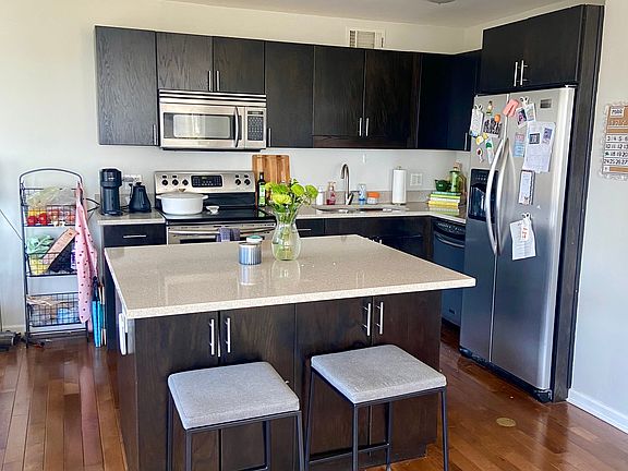 5th image of 360 W Wellington Ave APT 13A