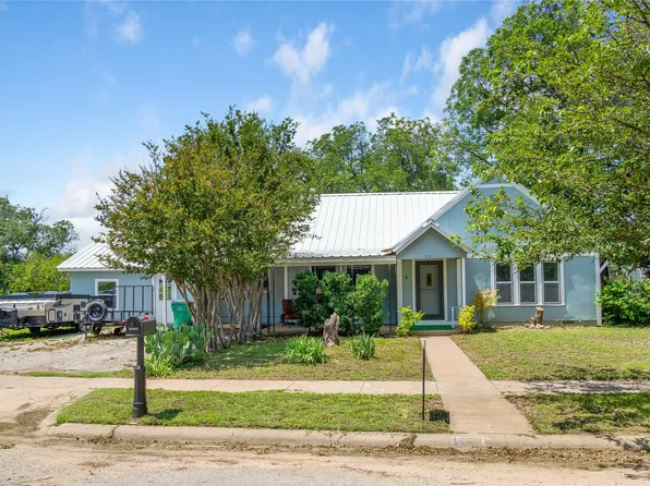 115 Miami St, Coleman, TX 76834