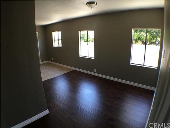 4th image of 3512 Los Flores Blvd