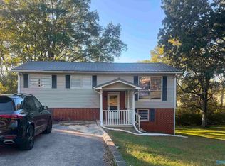 3201 Delia Ln NW, Huntsville, AL 35810