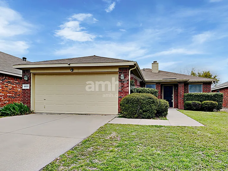 10032 Cougar Trl — Photo 1