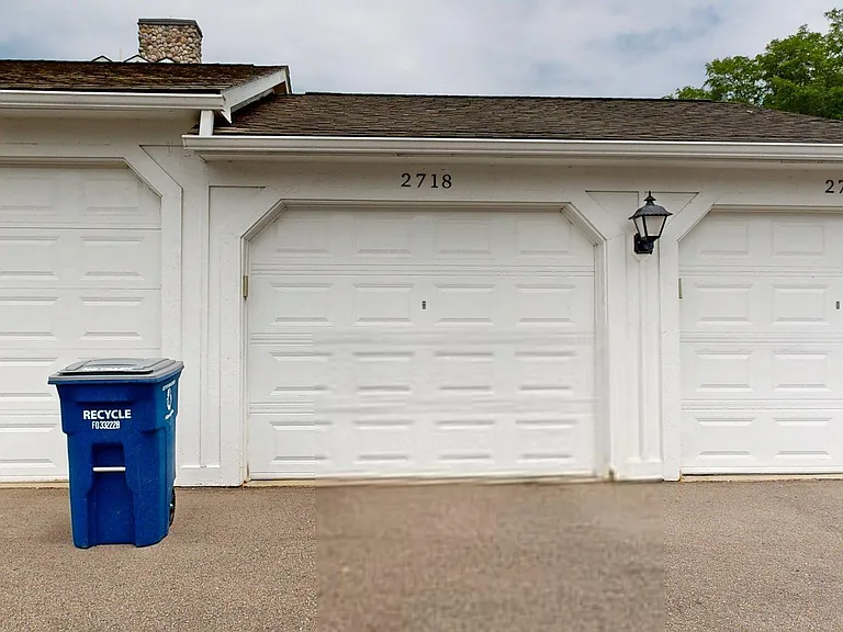 2718 S Knightsbridge Cir — Photo 18