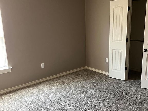4th image of 1501 Avenue O Unit B