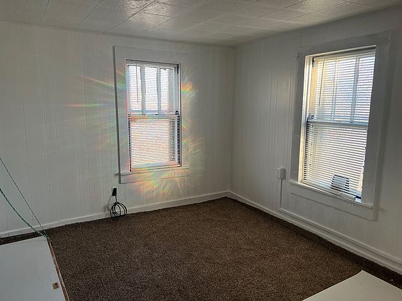 2nd image of 404 S Union St