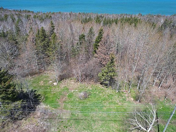 4th image of 2999 Shore Rd W