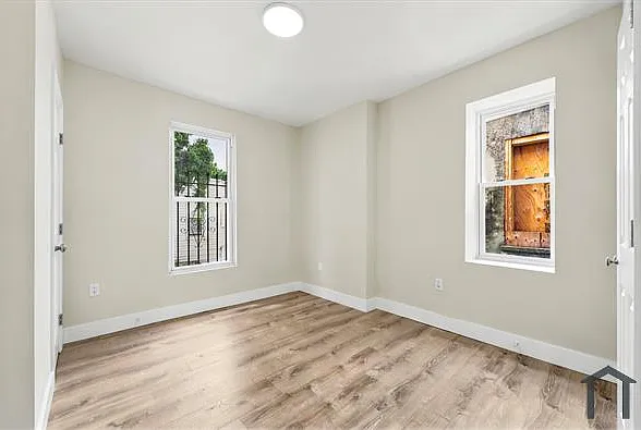 2310 Tasker St — Photo 12