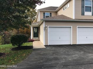 701 Royale Ct #701, Troy, NY 12180